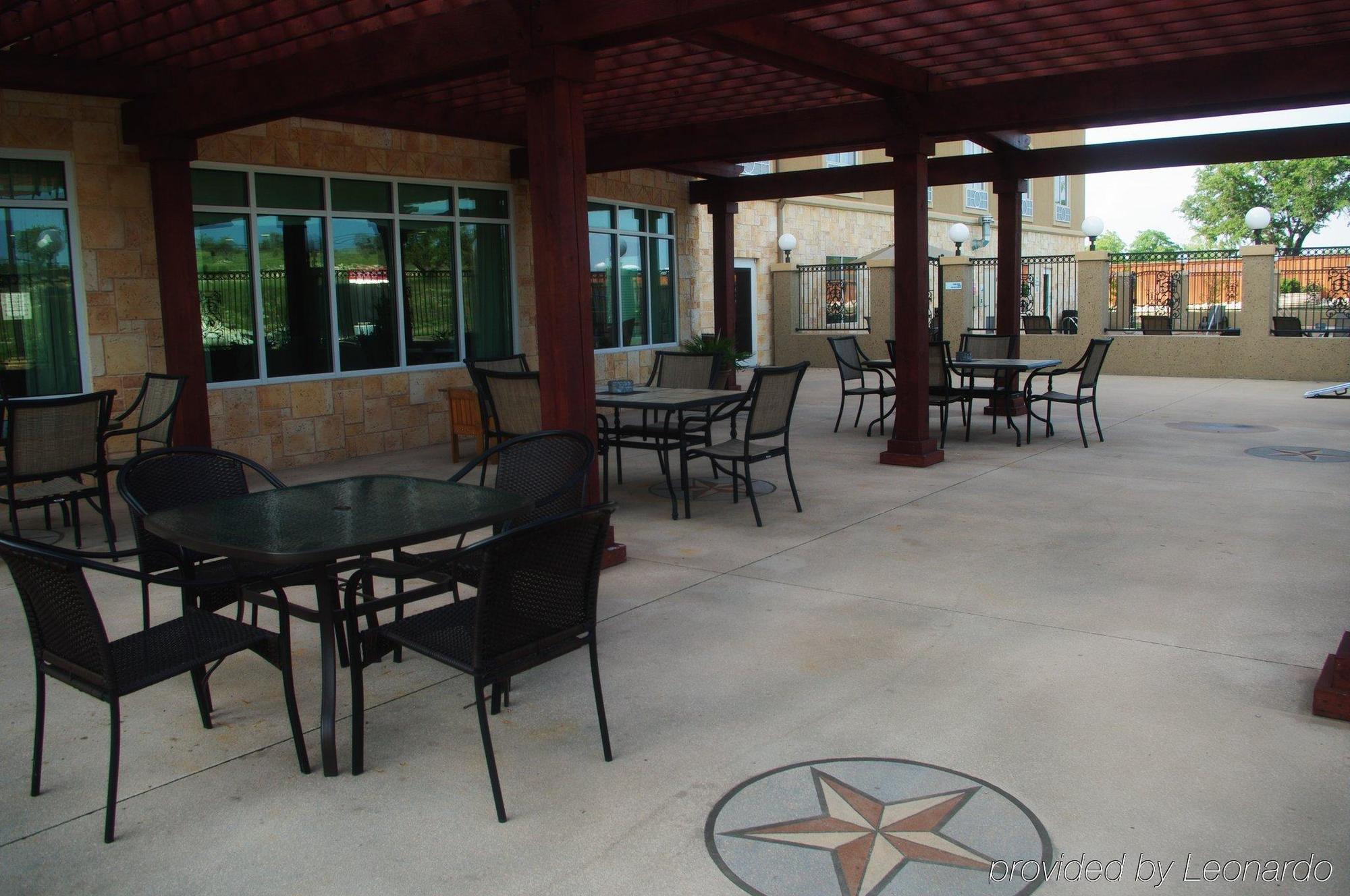 Holiday Inn Express Glen Rose, An Ihg Hotel Exterior photo